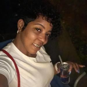 Meet your Posher, Moe